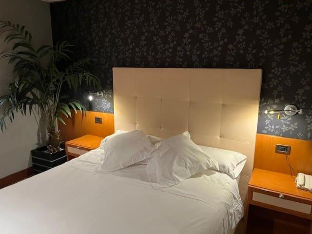 Coto Real Hotell Rábade Eksteriør bilde