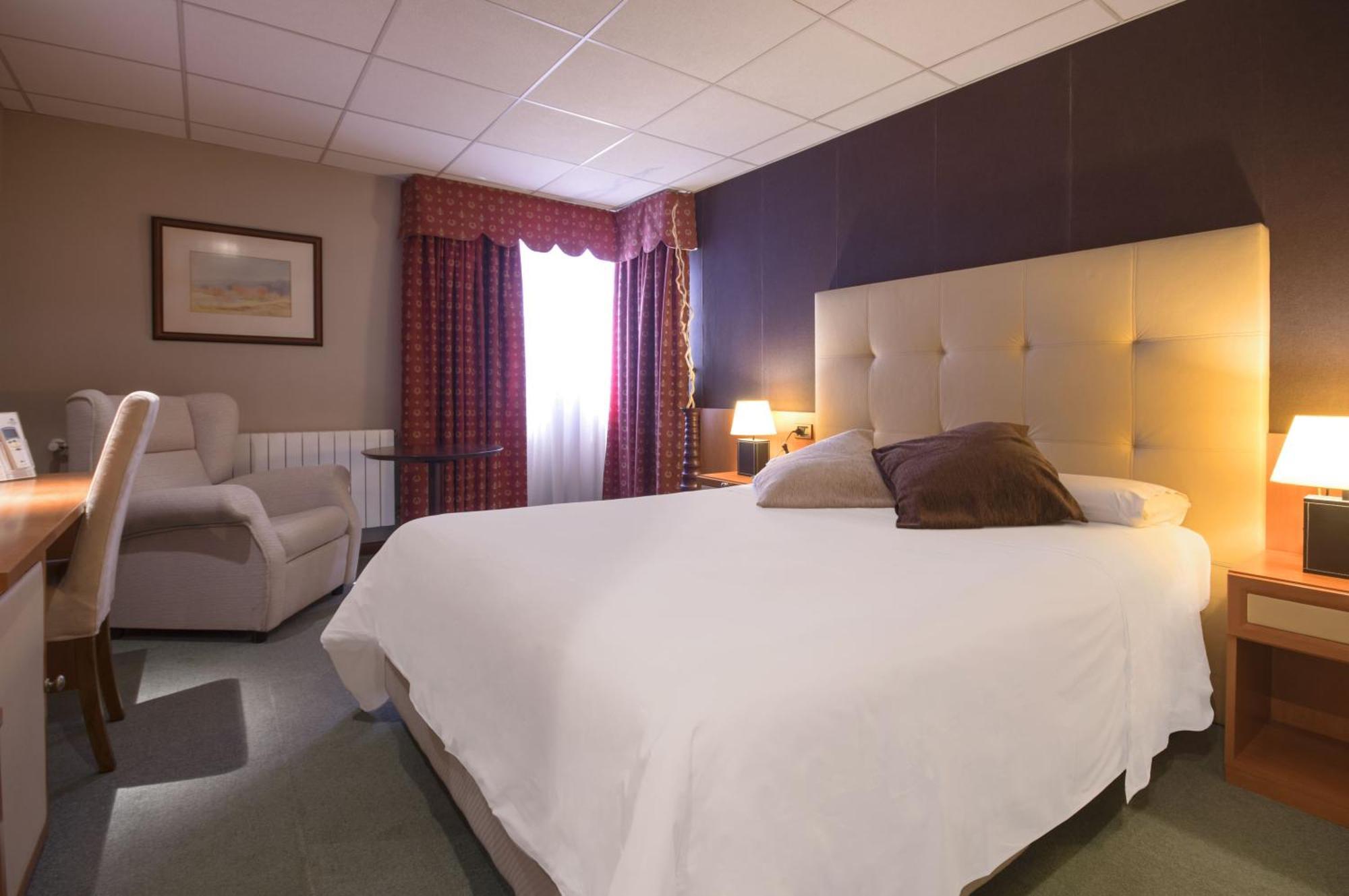 Coto Real Hotell Rábade Eksteriør bilde